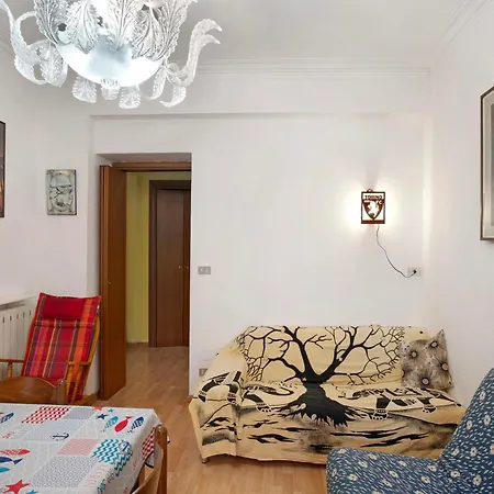 Апартаменти Casa Valentino E Victor Алассіо